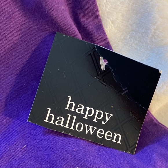 NWT size S (6/6X) long sleeves purple top with sparkly dog pumpkin - Picture 3 of 8